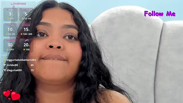 צ'אט XXX בשידור חי של riley_dolly