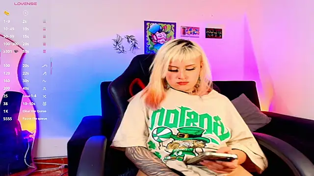 צ'אט XXX בשידור חי של Mollycb