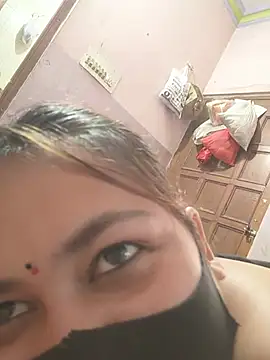 sanu_07 Adlı Modelin Canlı XXX Sohbeti