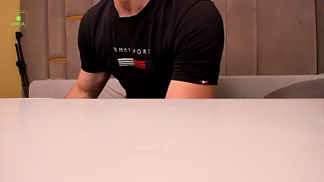 BrandonNorris Live XXX-Chat