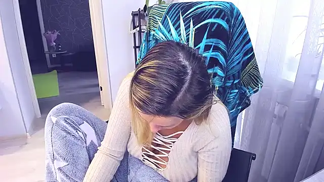 AlexiaDarren Live XXX-Chat