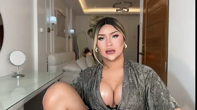 Your_Majesty_Tyra Live XXX-Chat