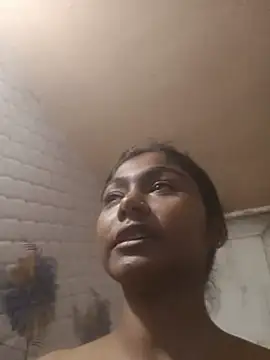 Your_Poonam24 Webcam-Show