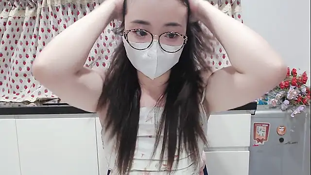 Rinasakin Live XXX chat