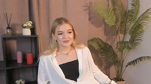 RuthieMalys Chat XXX in diretta