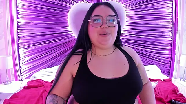 Lushi_Love Chat XXX in diretta