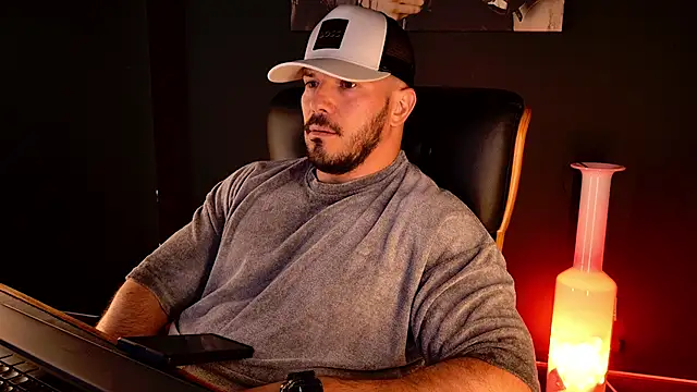 AngeloEric Live XXX Chat