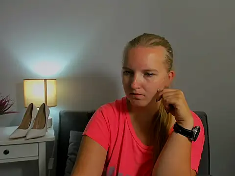 Czat XXX na żywo – RoseTeacherX