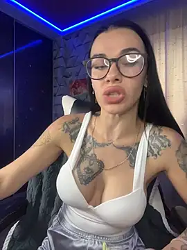 XXX chat uživo modela Queen_of_pain