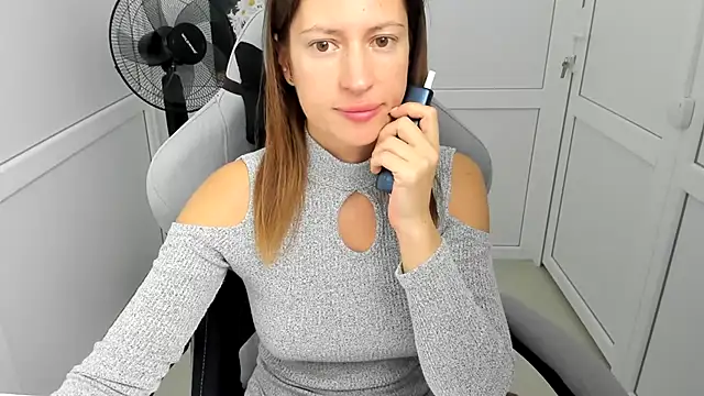 LanaWavess Live XXX-Chat
