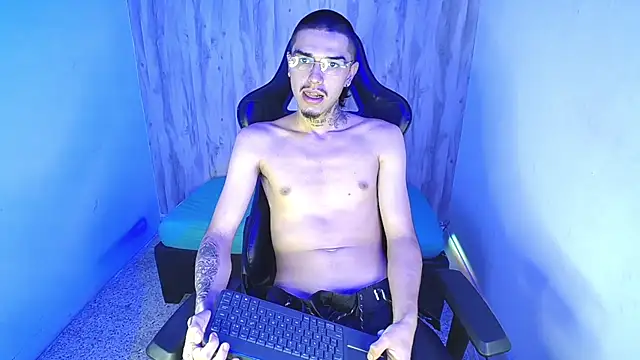 แชท XXX สดของ Tayson_Hot
