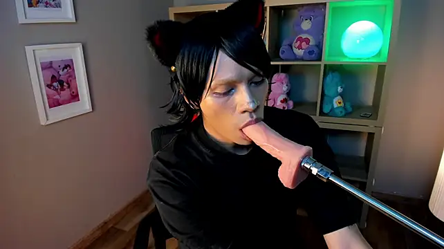 צ'אט XXX בשידור חי של NekoboiPetiole