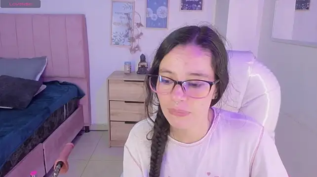 Danna_star1 élő XXX-chatje