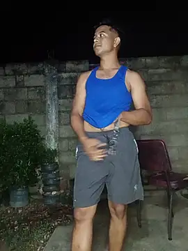 צ'אט XXX בשידור חי של Gato_hot77