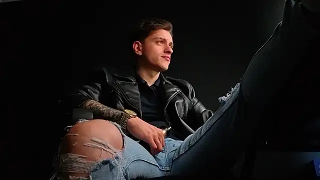 FelixStarkk: онлайн-секс-чат