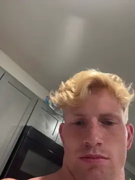 tylerwilsonn2's Webcam Show