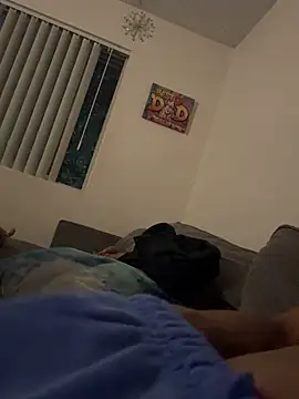 PE1ON – Naživo XXX chat