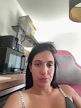 LaPetiteKim's Live XXX Chat