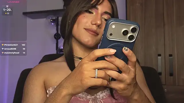 Chat +18 de samycute_ ao vivo