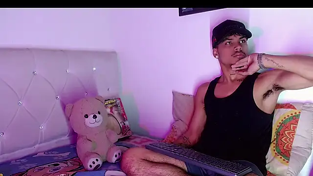 Angel_foxc13 现场XXX聊天
