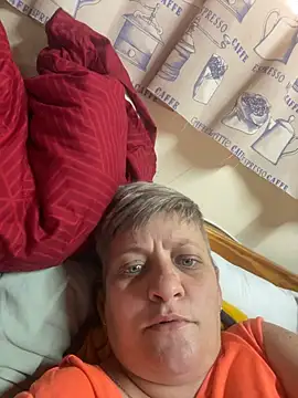 GeldenKuy Chat XXX live