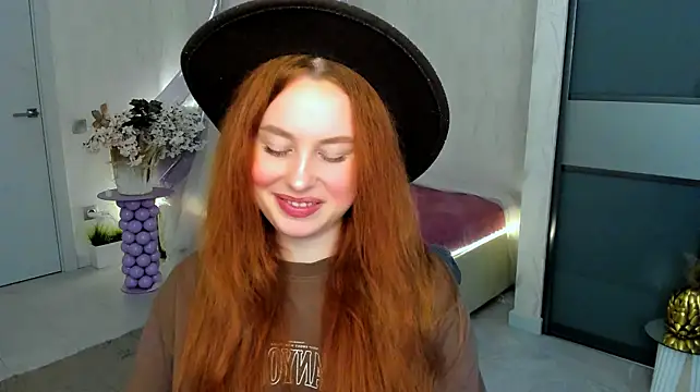 AirySilhouette's Live XXX Chat