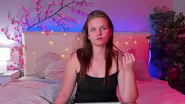 Chat +18 de KayleyHaze ao vivo