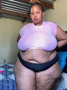 Curvycandy95 Live XXX-Chat