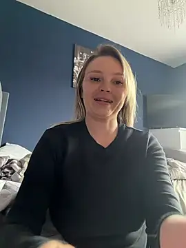 Sky25x live XXX chat