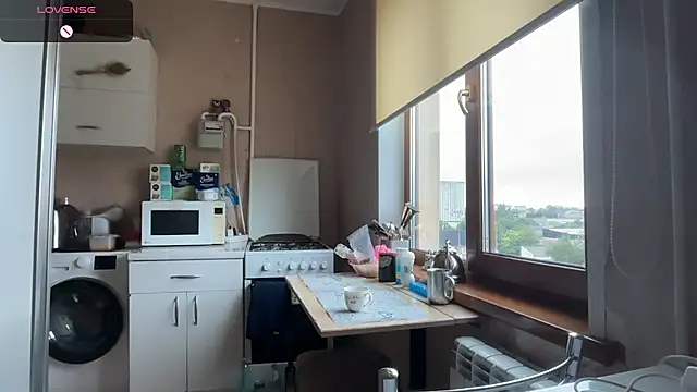 AngelJeni 现场XXX聊天