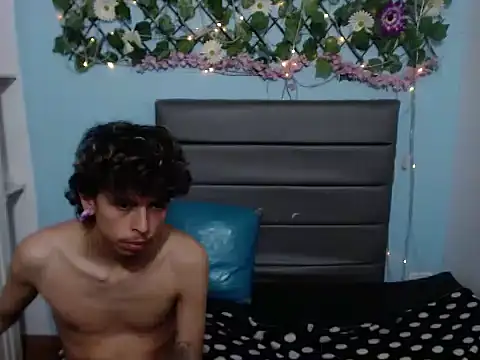 Chat +18 de celi_sweetres ao vivo