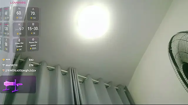 Mya8860 现场XXX聊天