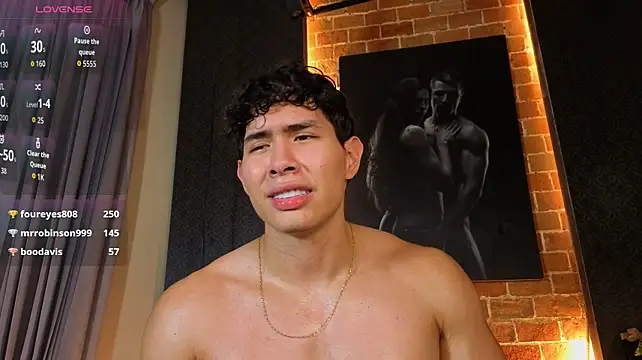 GrayAndrews' Live XXX Chat
