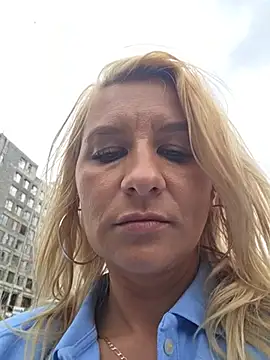 KaylinJan live XXX chat