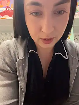 Živý XXX chat Holly_Play