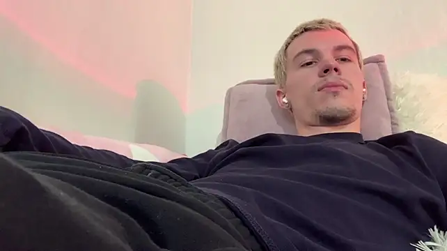 Jeremy1Scott Live XXX Chat