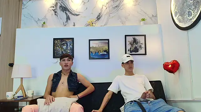 GOLDEN_BOSS 라이브 XXX 채팅