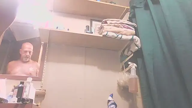 Yankeedave420 élő XXX-chatje