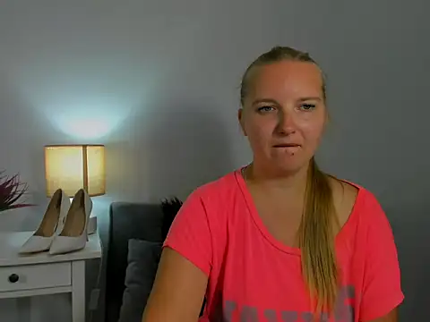 RoseTeacherX's Live XXX Chat