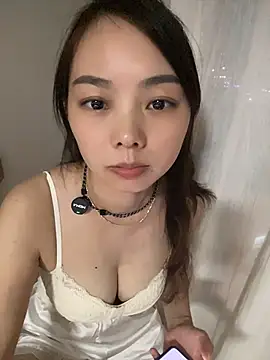 asagirl's Live Chat Room