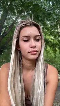 KikiWatson Live XXX-Chat