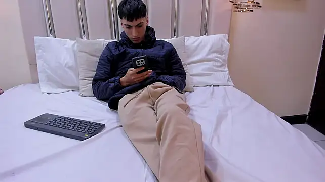 LeoDrake_n Live XXX chat