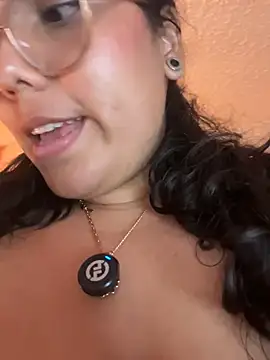 Czat XXX na żywo – kittylu__
