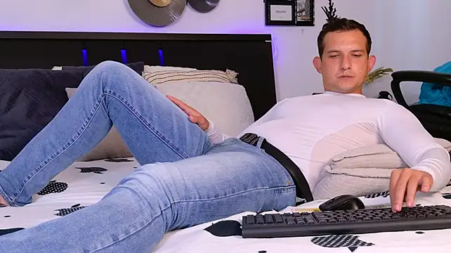 XXX chat uživo modela Jimmy_Doss