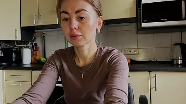 Marta_Kellyn Live XXX chat