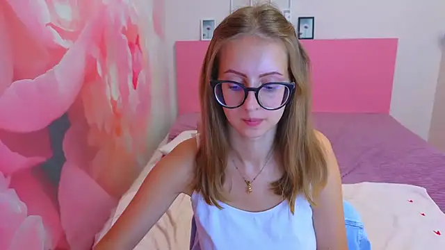 Вебкам-шоу AliceAdams