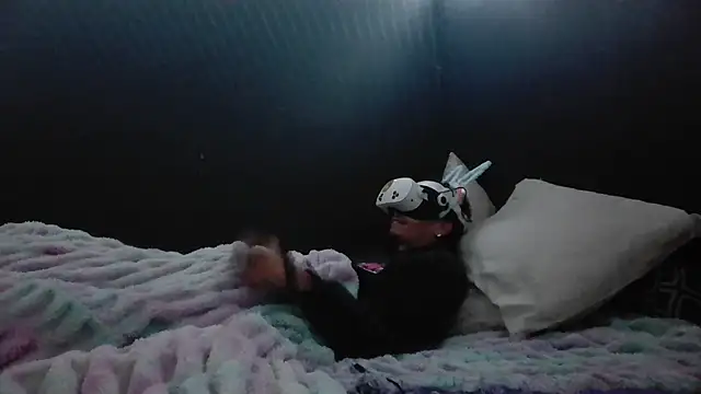 הופעת וובקאם של spooky425hd