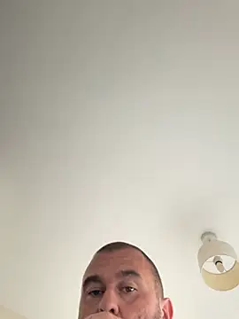 girthyplaster34 Live XXX-Chat