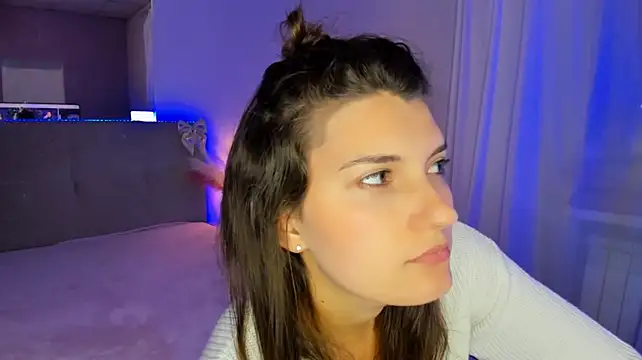 צ'אט XXX בשידור חי של Laura_Leee