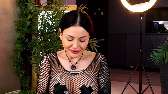 NaomyFlame Chat XXX live